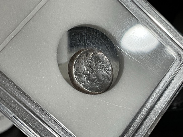 Says-Its-A-Spanish-Coin-But-I-Have-Doubts